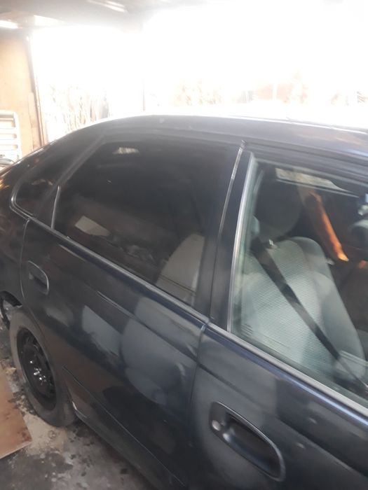 Продам  тайота карина Е