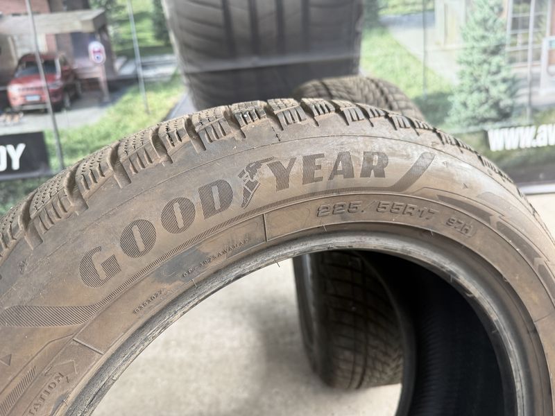 225/55/17 GOODYEAR 2бр