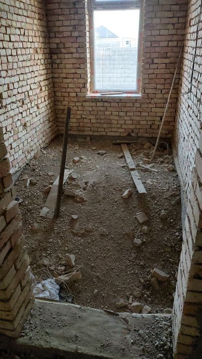 Үй сатылады ст. Бадамда