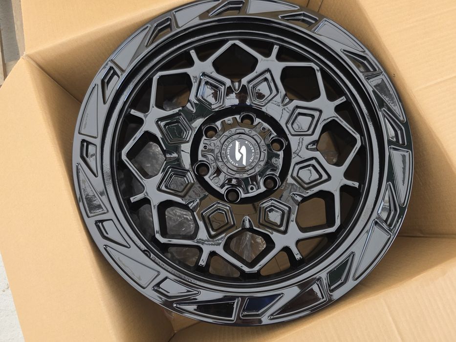Jante de aliaj pentru toyota  land cruiser,ford  ranger marca silver line  pe 18 model Midland