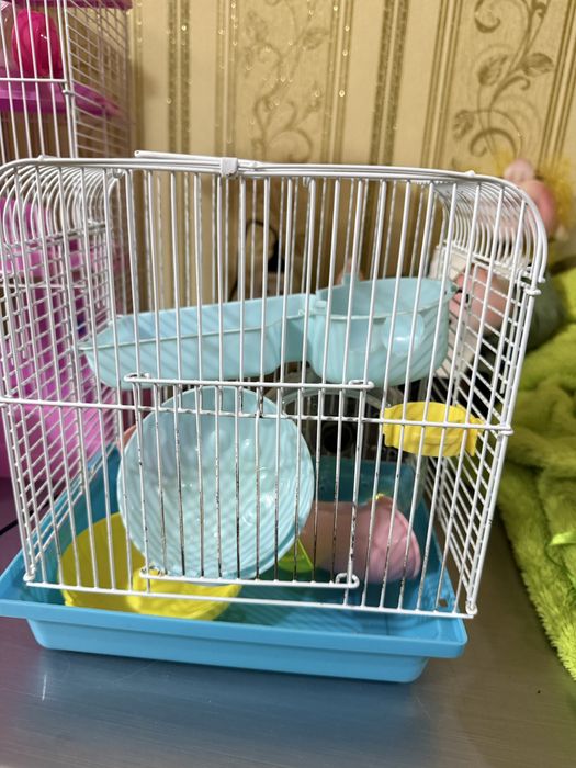 Продам клетки для хомяка