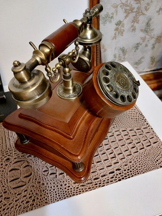 Телефонный аппарат