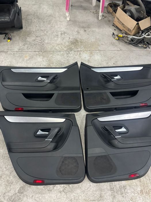 Седалки и кори за vw passat cc