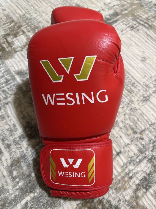 Wesing перчатка IBA