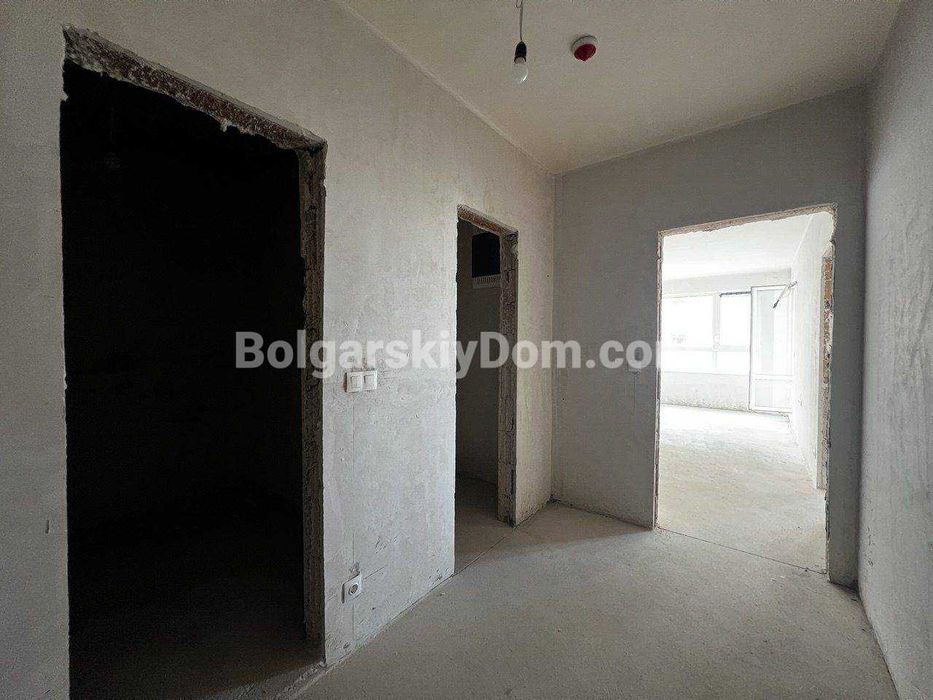 Продава се Двустаен апартамент в Бургас, Славейков - 76 кв.м за 987 €/кв.м - Снимка #6