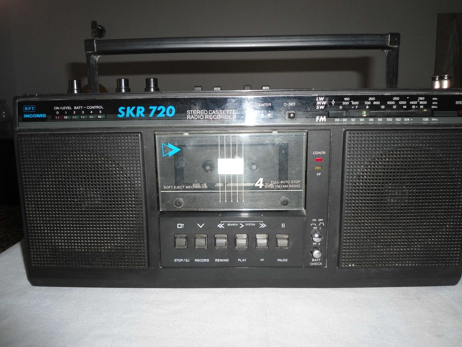 RFT INCOMS SKR 720 Радиокасетофон