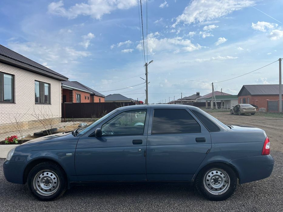 Продам автомашину ВАЗ марки приора