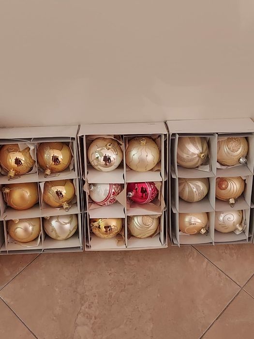 Ёлка новогодняя с игрушками