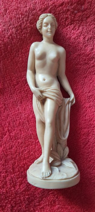 Statueta superba Danaida-Made in Italy