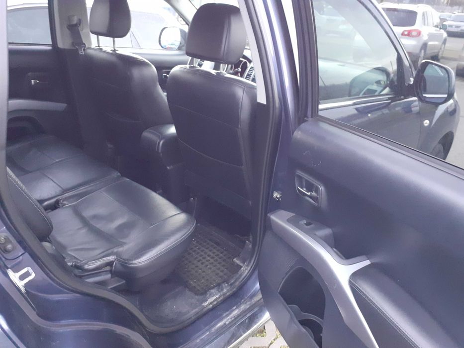 Peugeot 4007_2.2_manual