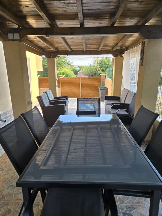 Продава се Къща в Ловеч, Младост - 230 кв.м за 2131 €/кв.м - Снимка #2