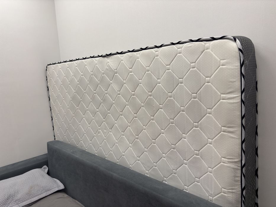 Продам матрас 1.7х2