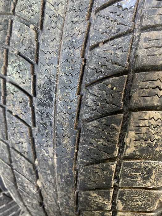 На 16. 215/60 4 шт в нал