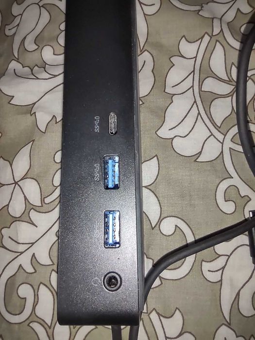 Докинг станция Dell D6000