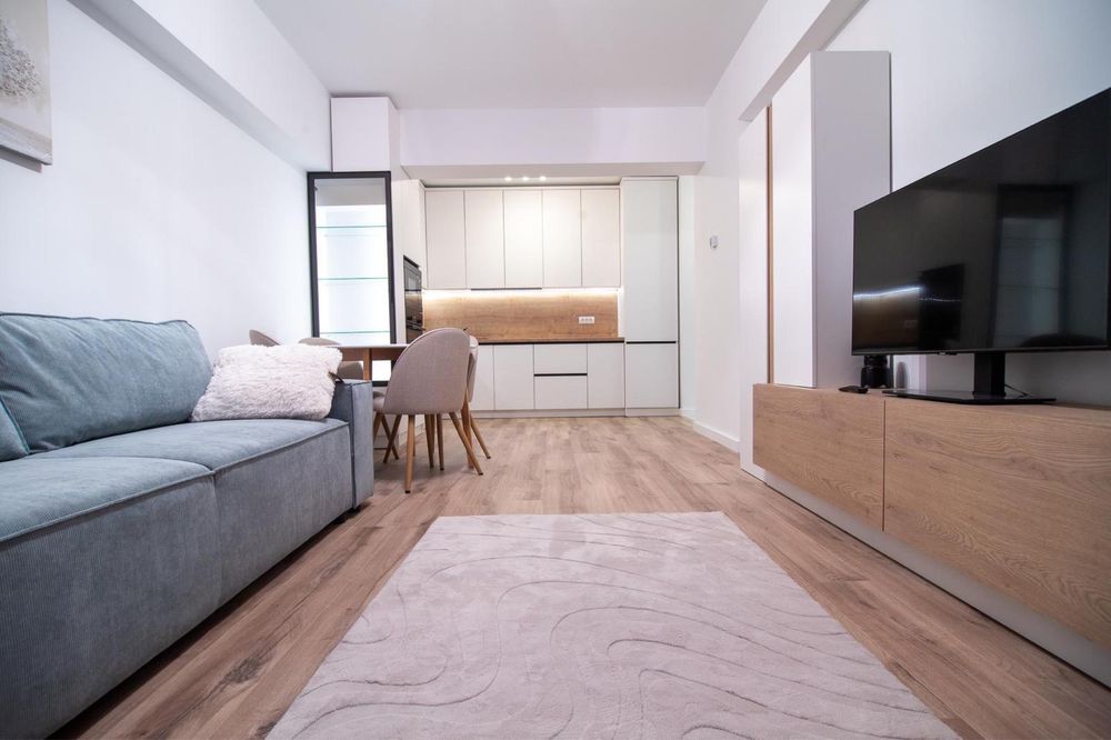 Inchiriez apartament 3 camere Prima Urbana 3 cu loc de parcare
