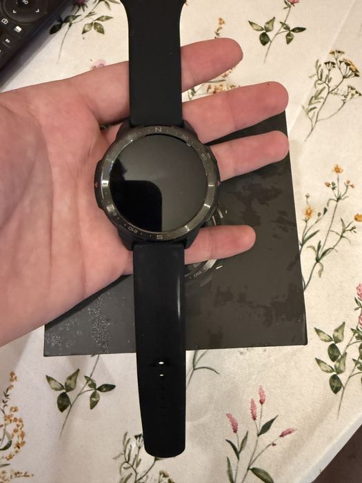 HONOR Watch GS Pro - смарт часовник
