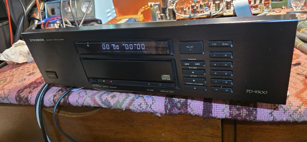 Pioneer pd 9300 cd player