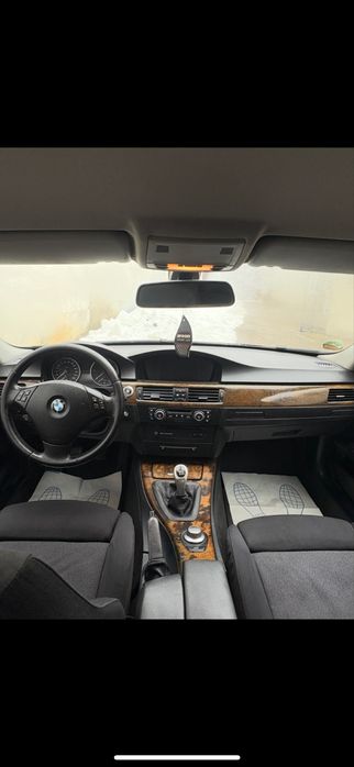 De vanzare bmw e90
