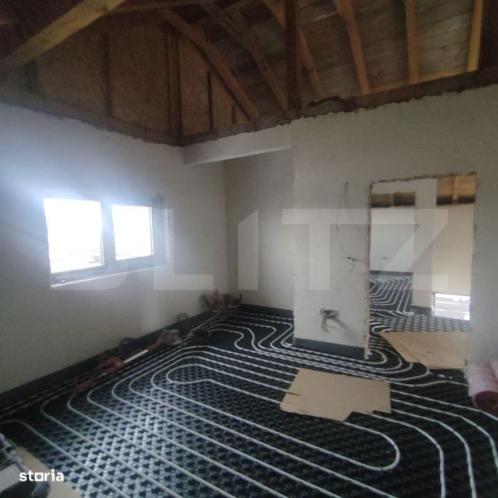 Casa cu mansarda, 123 mp, zona Vorovesti