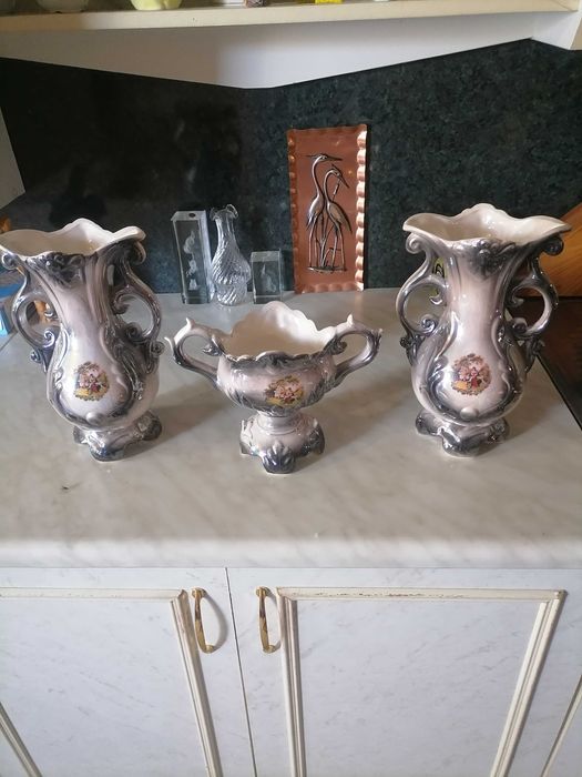 Порцеланови вази