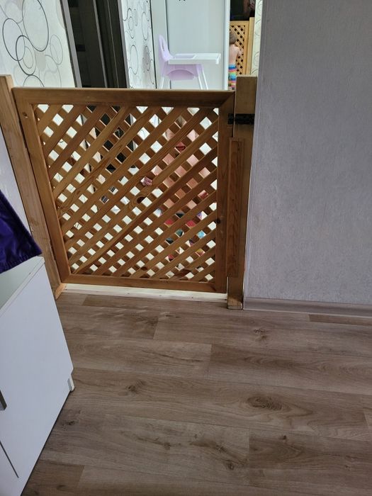 Продаю перегородку