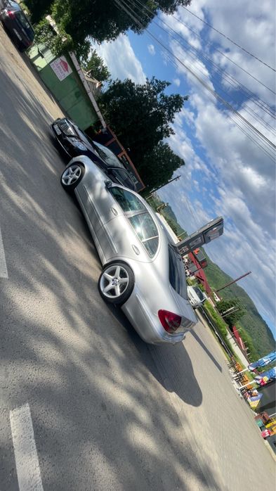 MERCEDES-BENZ E-Class 2002 — imagine 3