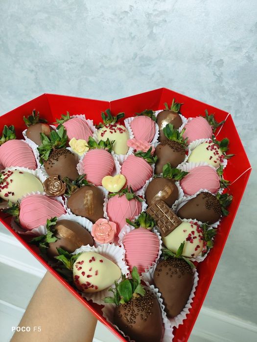 Клубника в шоколаде Подарок всем женщинам