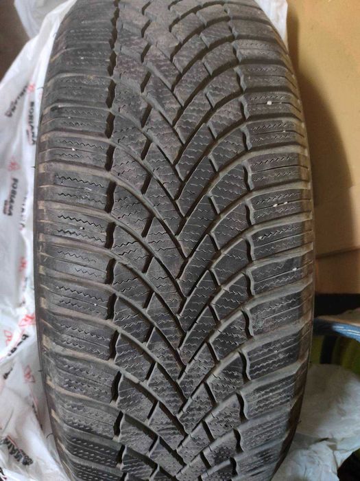 Продавам 4бр. гуми Bridgestone