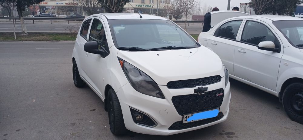 Спарк 3поз.сотилади