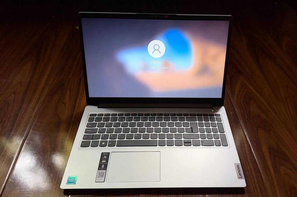 Ноутбук Lenovo IdeaPad 1 15IJU7