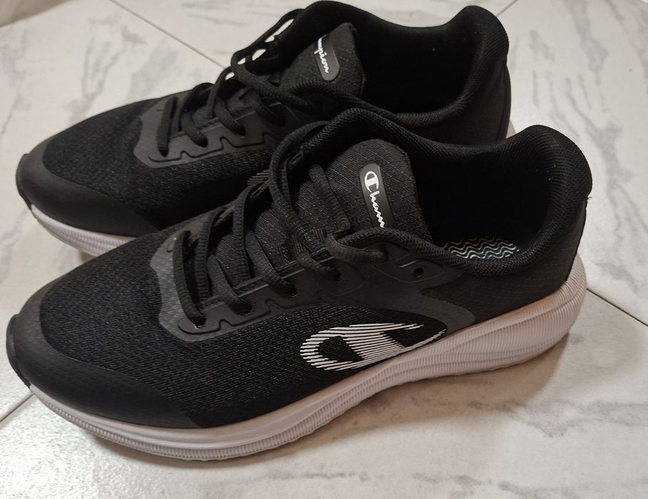 Дамски маратонки