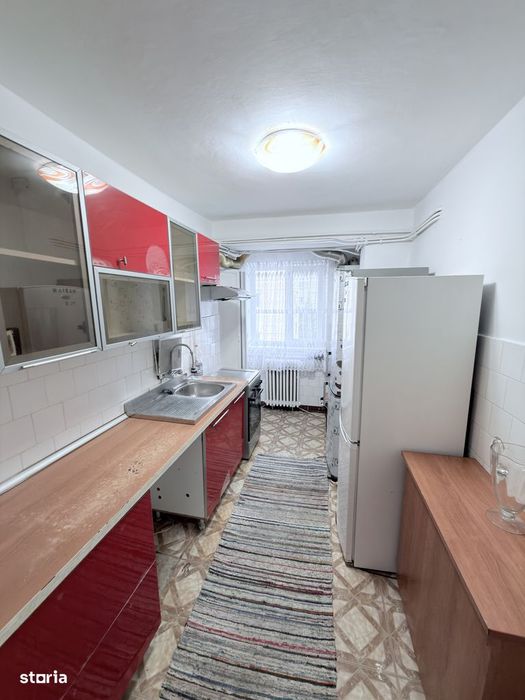 Apartament 4 camere ultracentral zona Junior