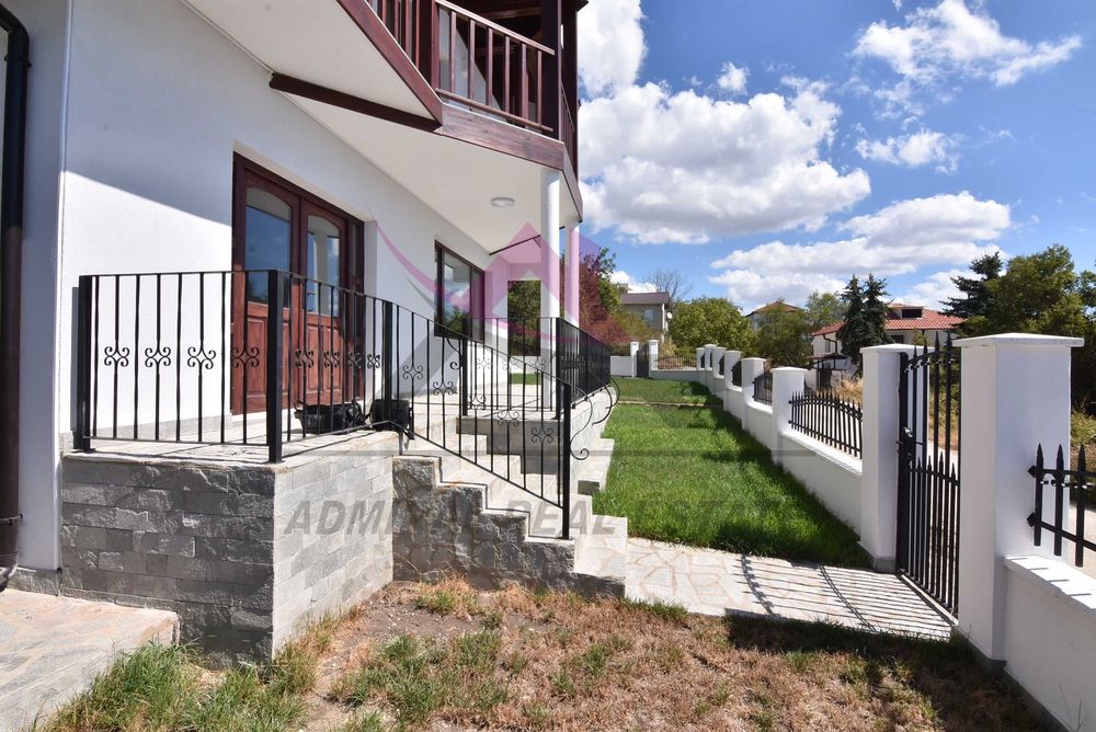Продава се Къща в Варна, Левски - 160 кв.м за 1657 €/кв.м - Снимка #1