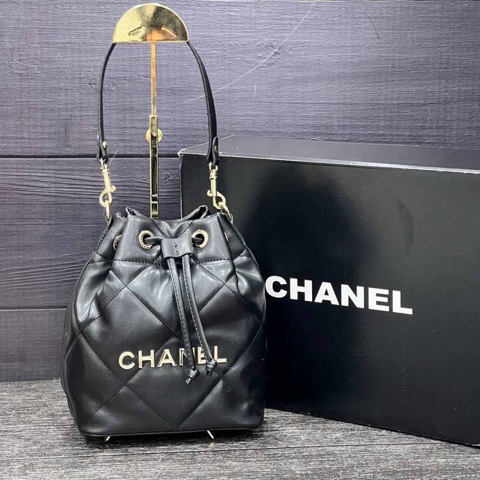 Дамски чанти луксозни