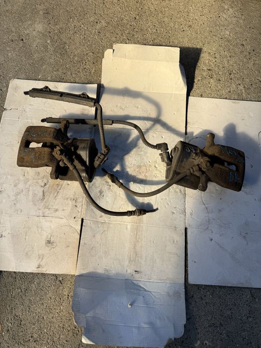 Etrier etrieri cu motoras electric stanga drealta spate vw tiguan
