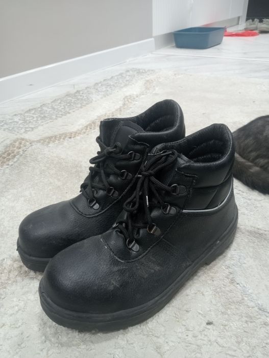 Обувь специальная 2