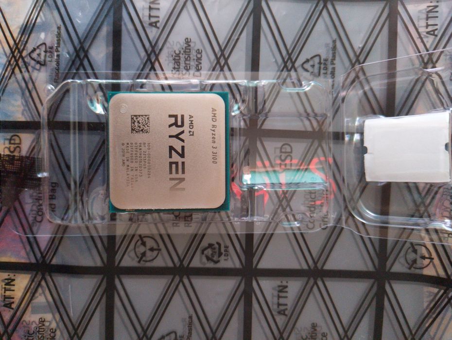 Procesor AMD Ryzen 3100 ,nou !