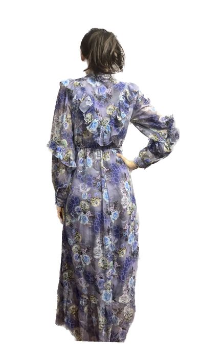 Женская одежда Платья