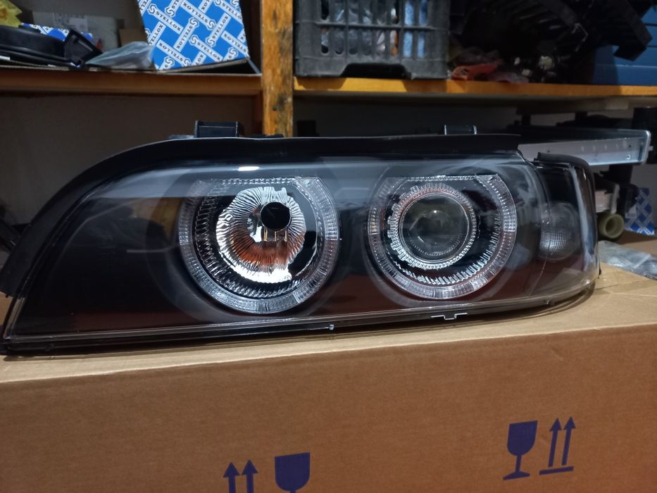 Фары от БМВ Е39 рестайлинг.