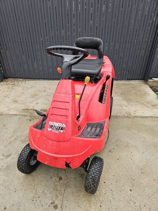 Tractpras de tuns iarba gazon Honda