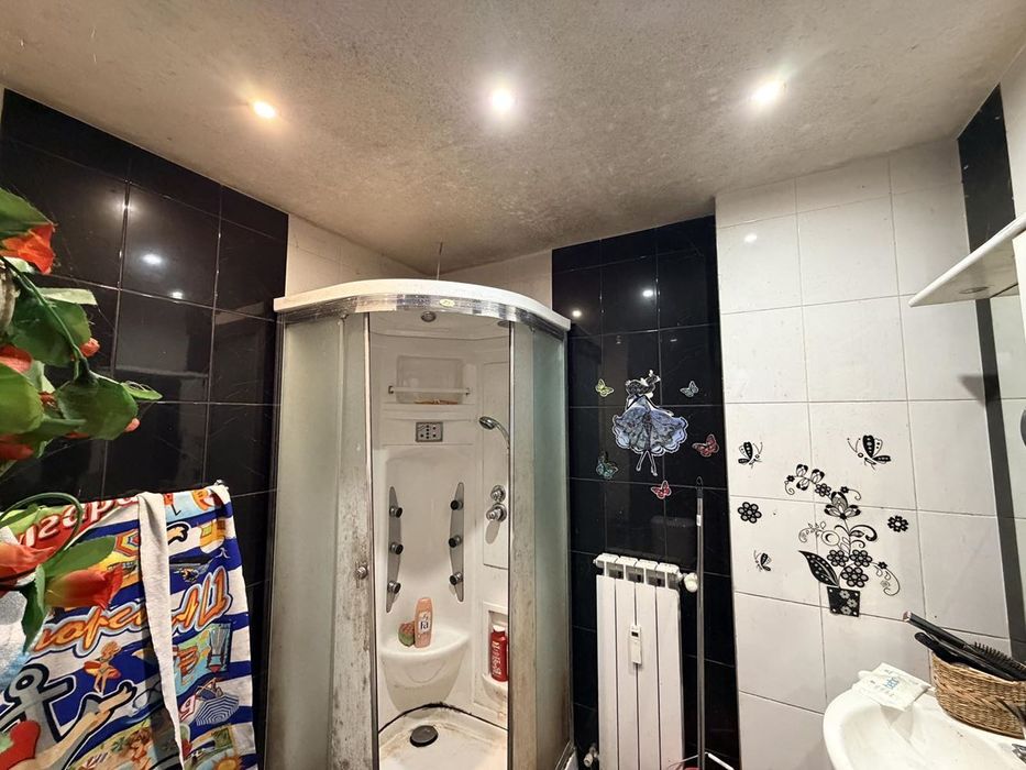 Продава се Двустаен апартамент в София, Център - 66 кв.м за 2040 €/кв.м - Снимка #11