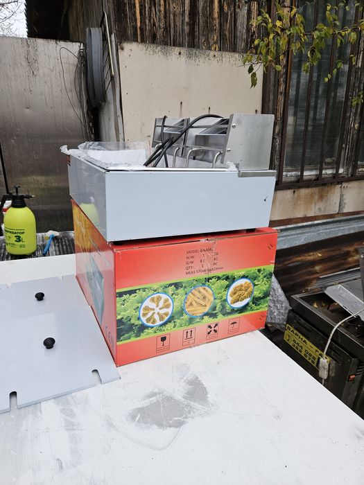 Фритюрник специално за пържене на мекици понички голяма вана