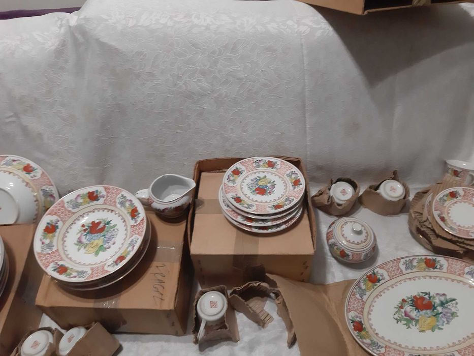 Set vesela China 12 buc+ accesorii