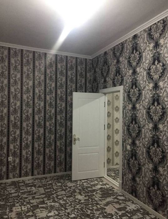 Тез ва арзон нархда 3 хонали гиштли квартира сотилади