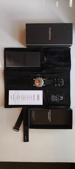 Часы Suunto Essential Stone (Финляндия)