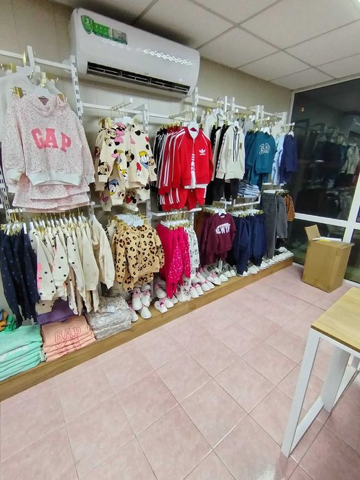 Торговое оборудование для магазинов одежды