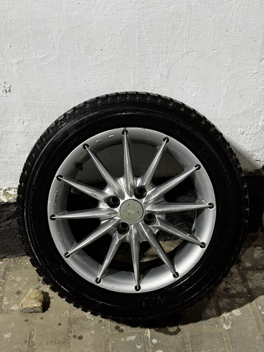 R15 195/55/15 зимние шины+титанки комплект