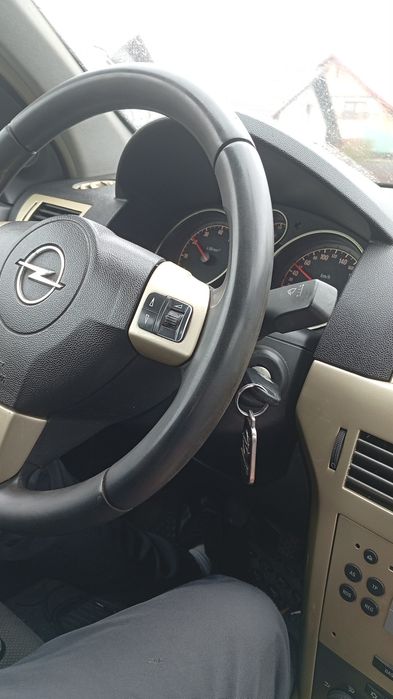 Vând Opel Astra H cu gpl