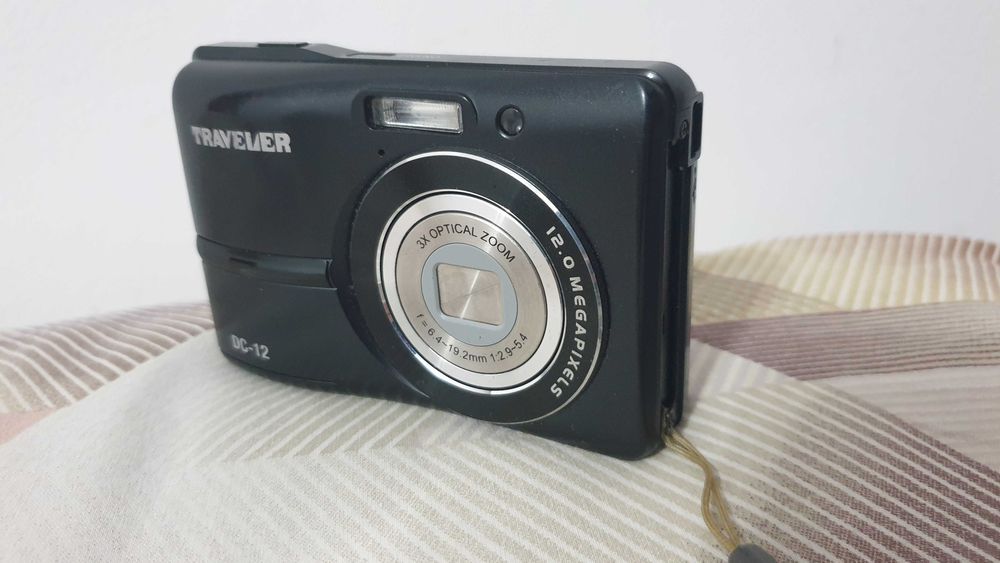 фотоапарат TRAVELER DC-12   12 MPx