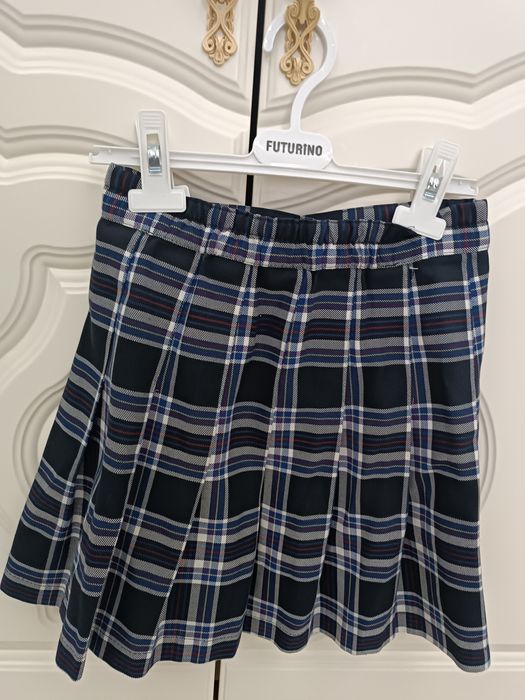 Продам школьную юбку